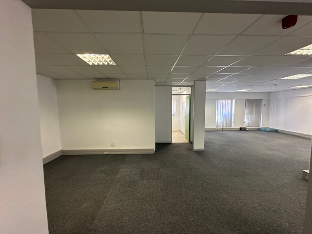 To Let commercial Property for Rent in Claremont Western Cape